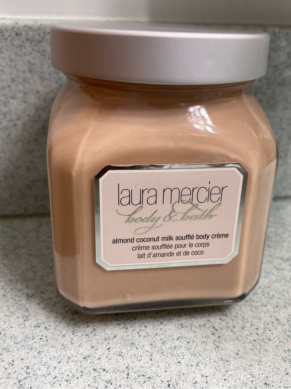 NEW LAURA MERCIER Almond coconut milk Soufflé Body Crème 12 Oz/ 300g